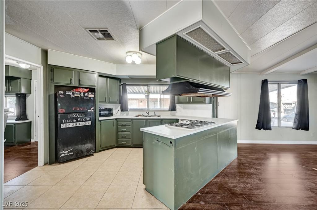 MLS #2738175 image #0