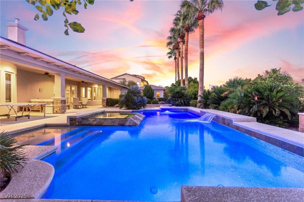 MLS #2738365 image #0