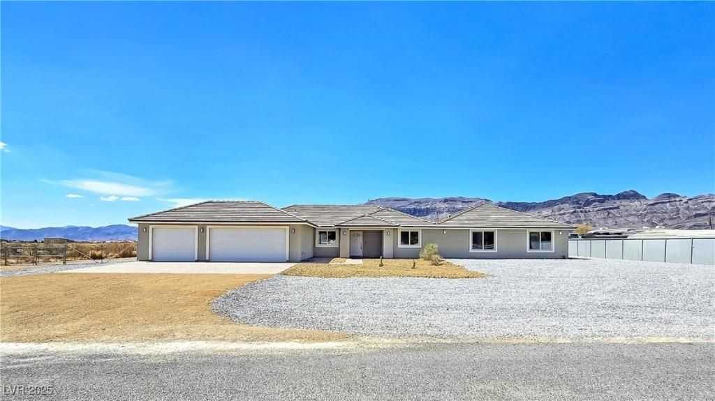 MLS #2738657 image #0