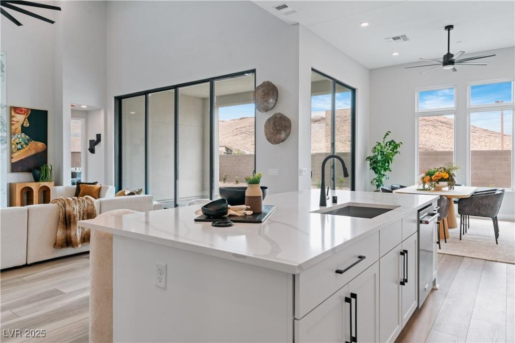 MLS #2738695 image #0