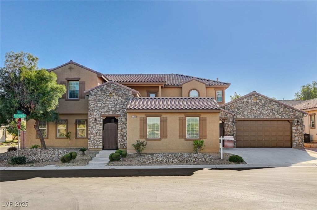 MLS #2738877 image #0