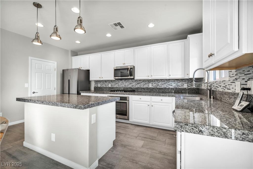 MLS #2738935 image #0