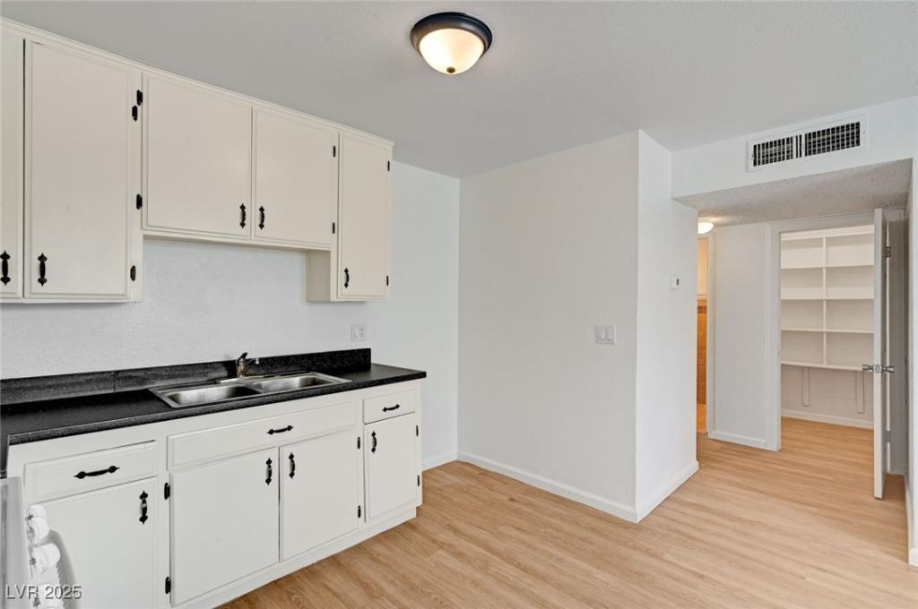 MLS #2738980 image #0