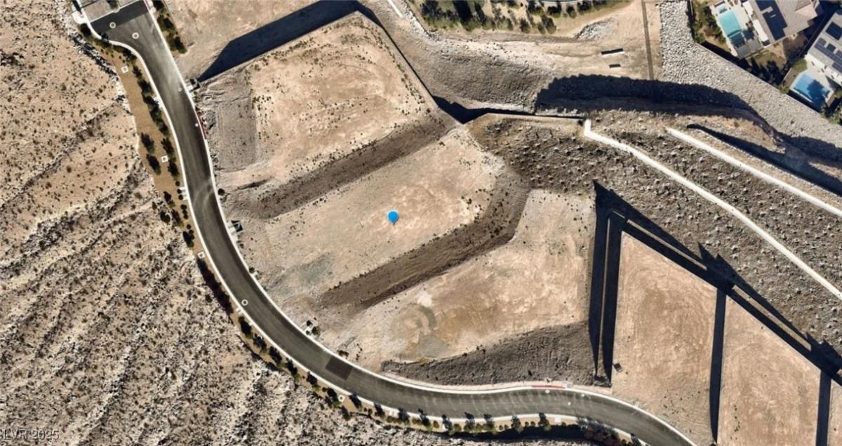 MLS #2739050 image #0