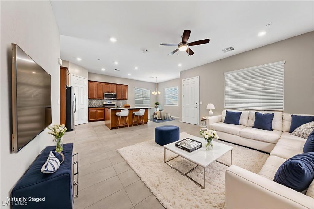 MLS #2739410 image #0