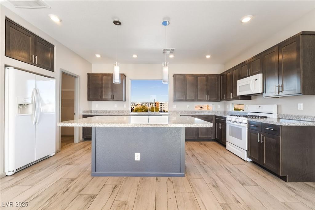 MLS #2739560 image #0