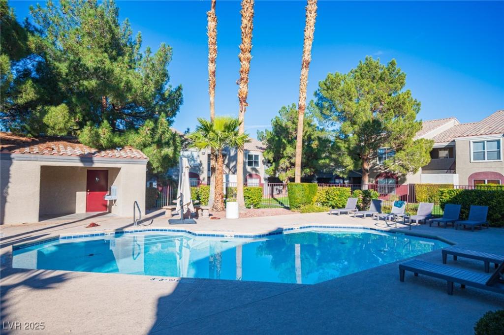 MLS #2739606 image #0