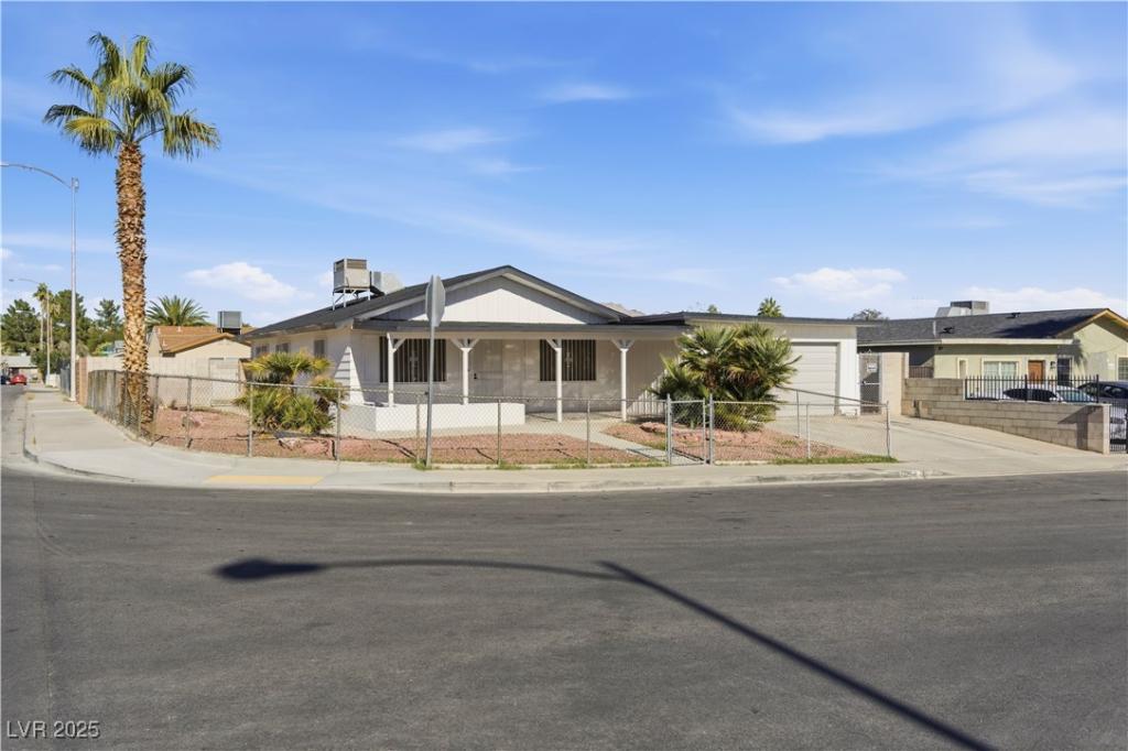 MLS #2739840 image #0