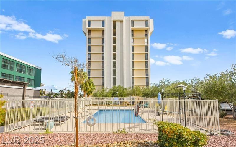 MLS #2740821 image #0