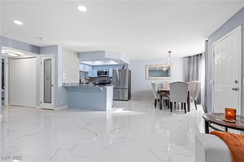 MLS #2740883 image #0