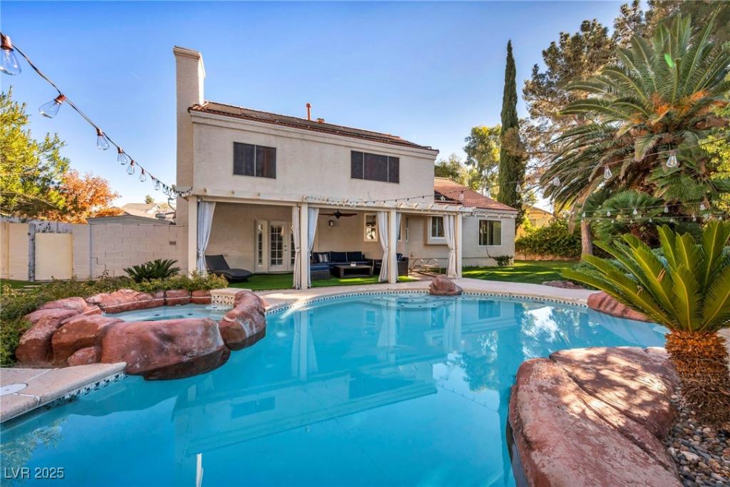 MLS #2741413 image #0