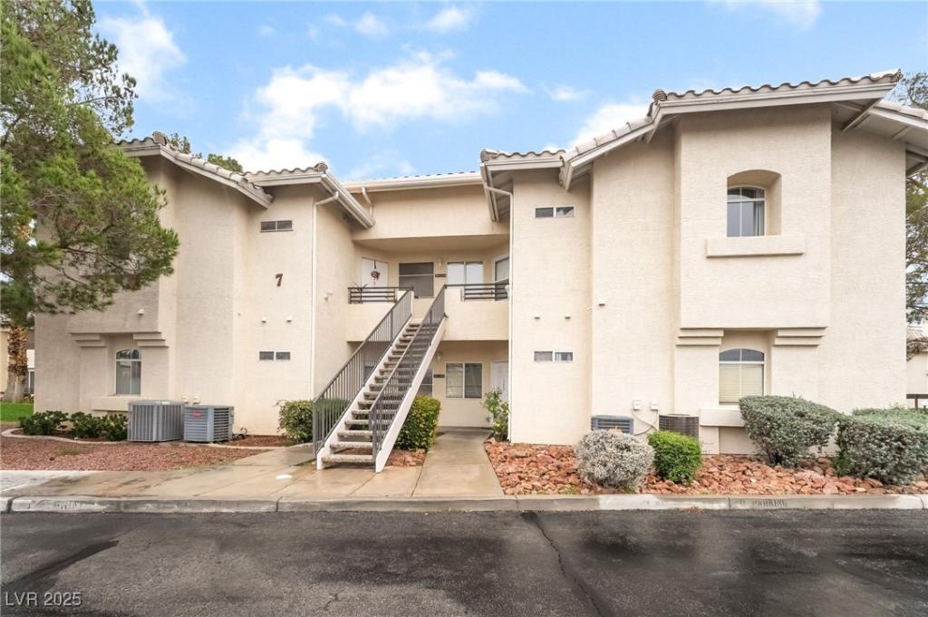 MLS #2741463 image #0