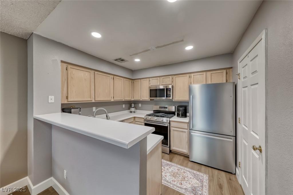 MLS #2741562 image #0