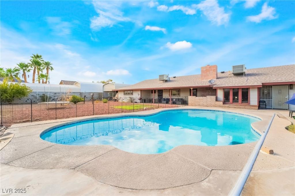 MLS #2741698 image #0