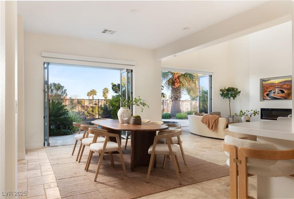 MLS #2742092 image #0