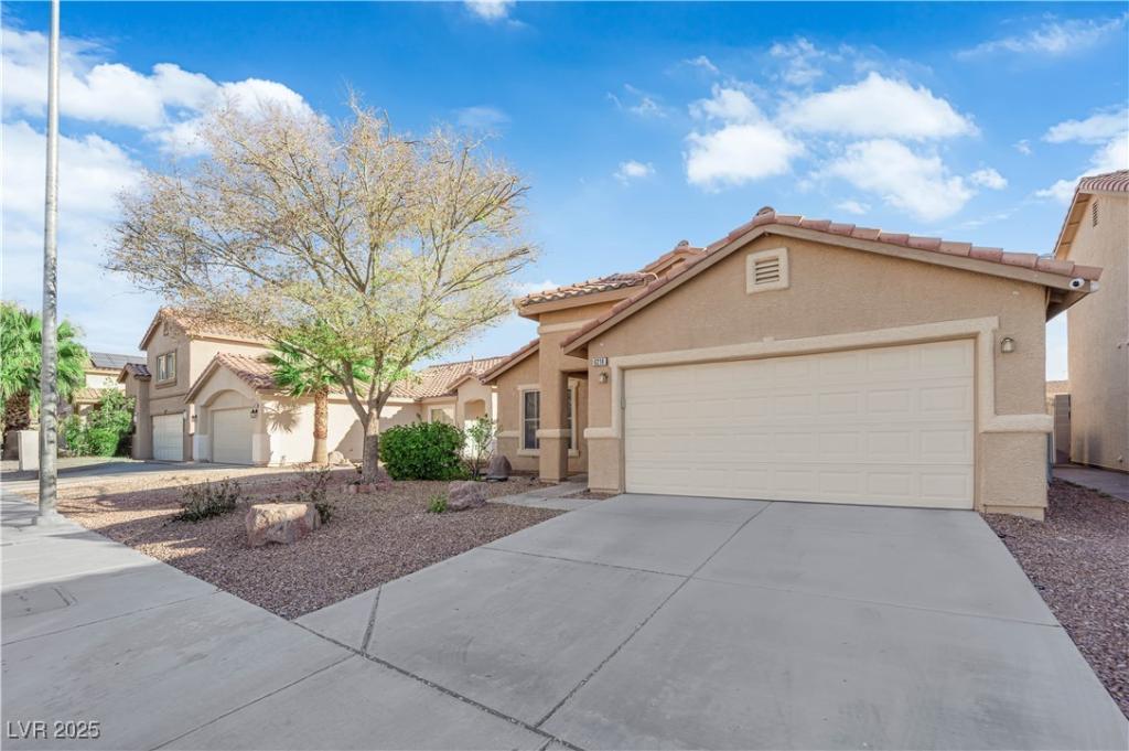 MLS #2742190 image #0