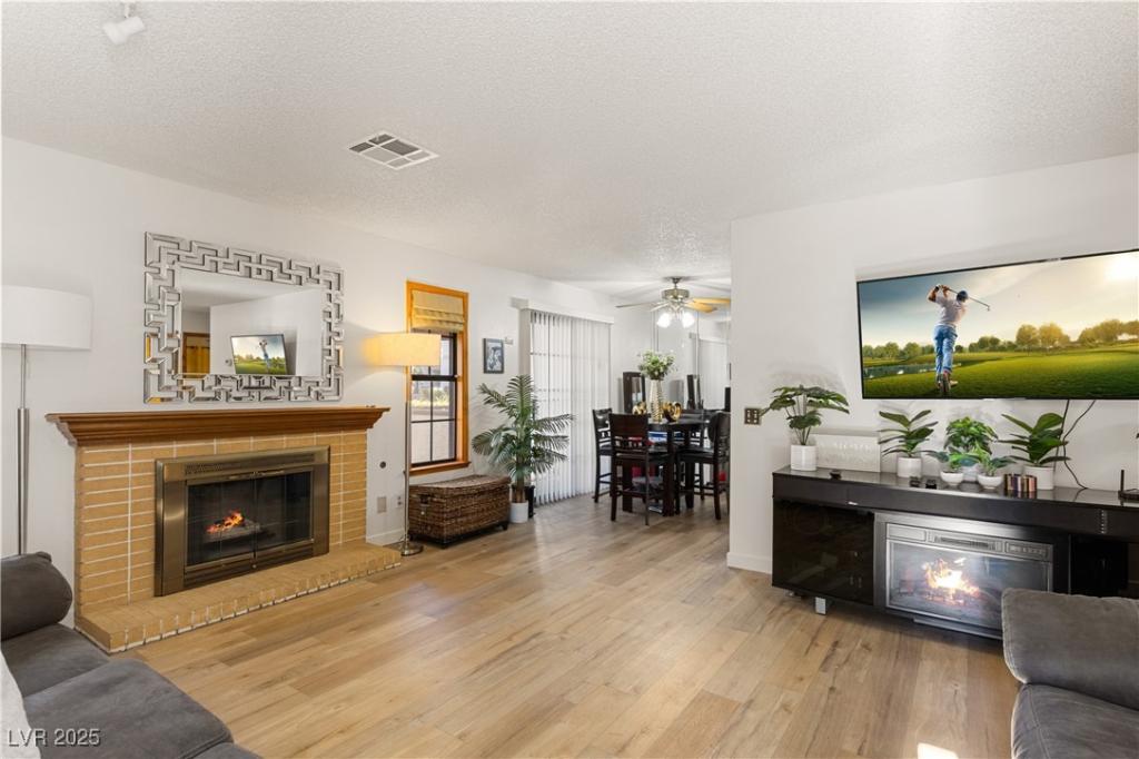 MLS #2742229 image #0