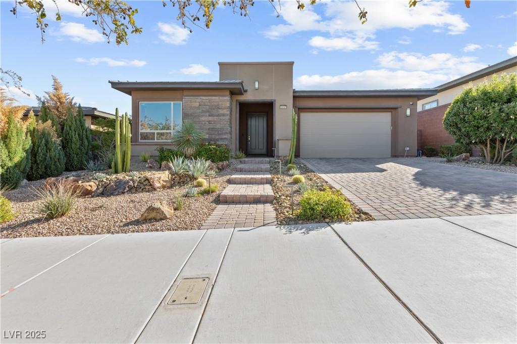 MLS #2742246 image #0