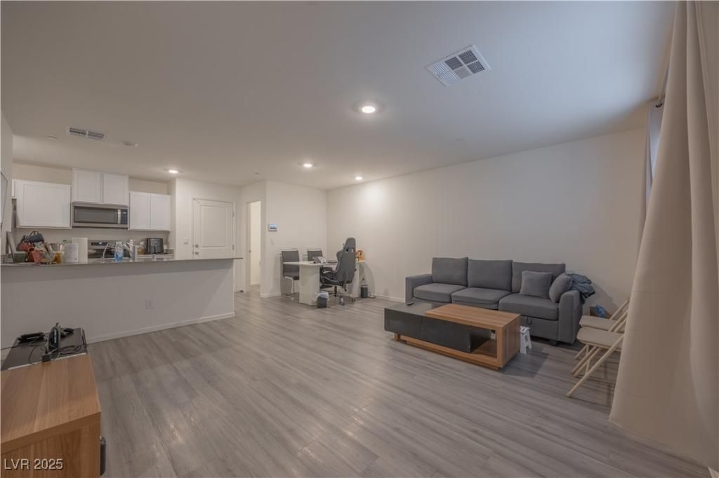 MLS #2742376 image #0