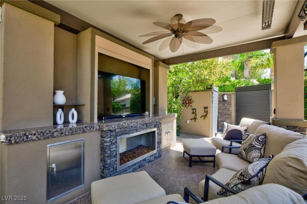 MLS #2742389 image #0