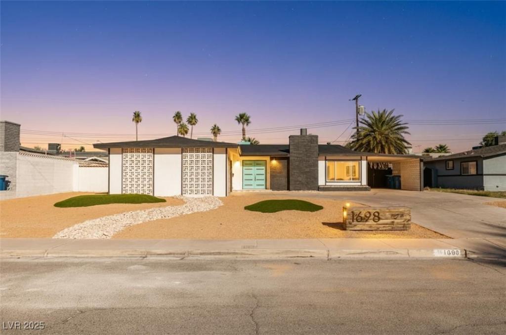 MLS #2742410 image #0