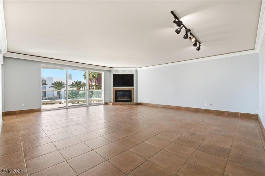 MLS #2742553 image #0