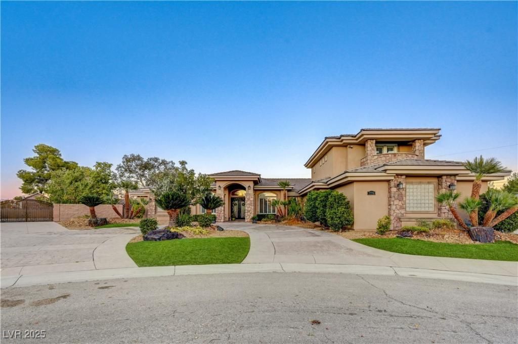 MLS #2742720 image #0