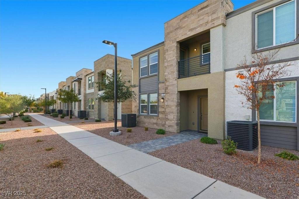 MLS #2742845 image #0