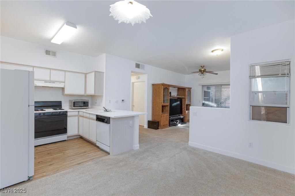 MLS #2742995 image #0