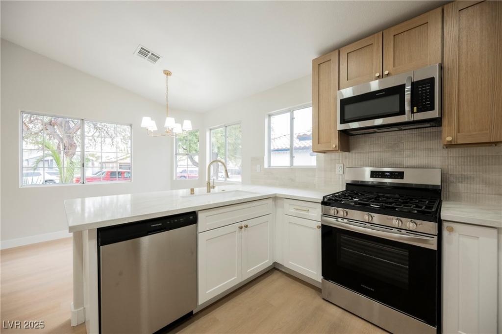 MLS #2743070 image #0