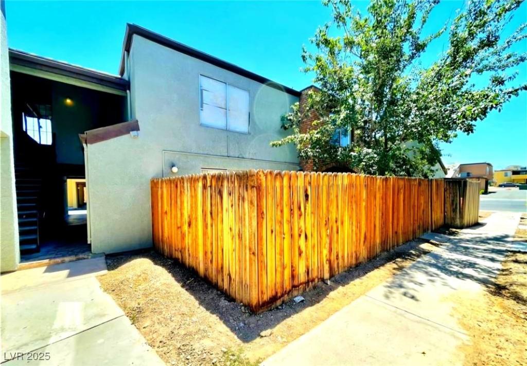 MLS #2743115 image #0