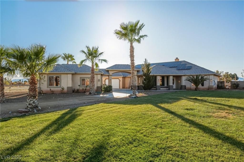 MLS #2743294 image #0