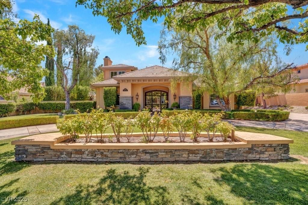 MLS #2743304 image #0