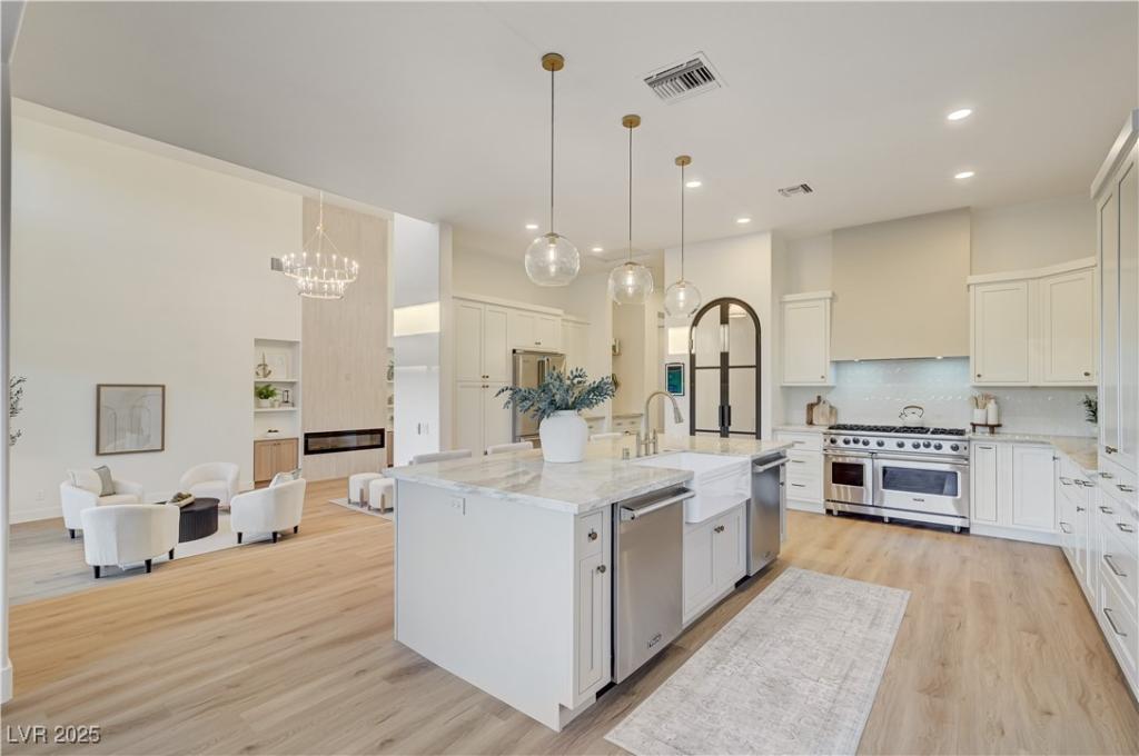 MLS #2743330 image #0