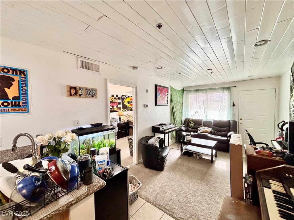 MLS #2743384 image #0