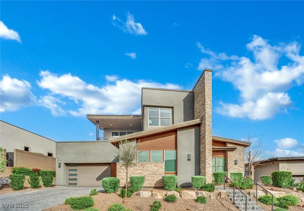 MLS #2743418 image #0