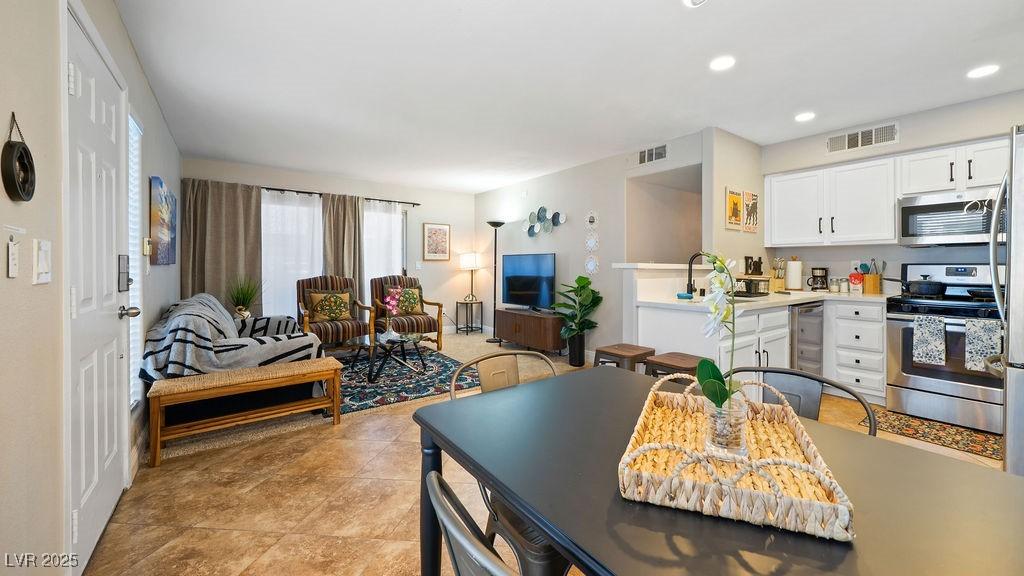 MLS #2743428 image #0