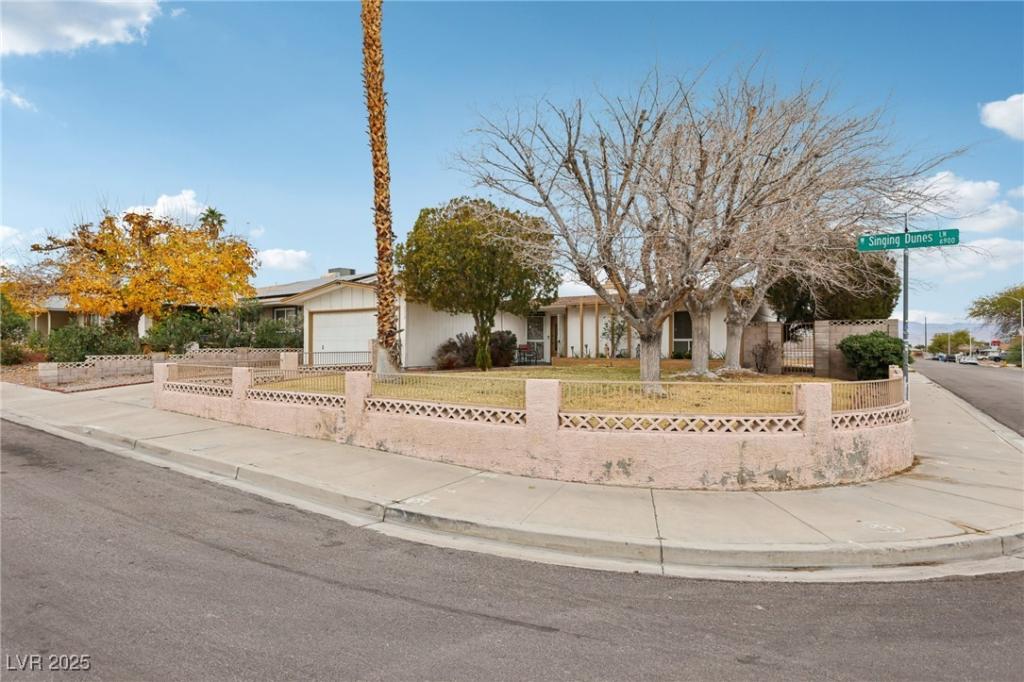 MLS #2743540 image #0