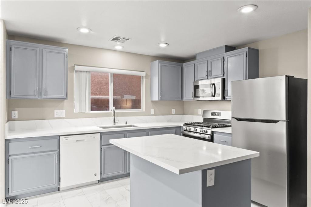 MLS #2743627 image #0