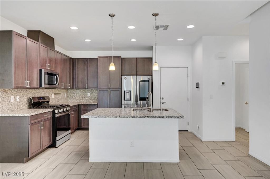 MLS #2743744 image #0