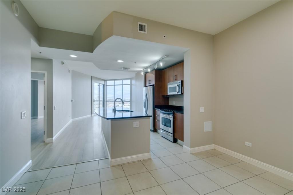 MLS #2744087 image #0