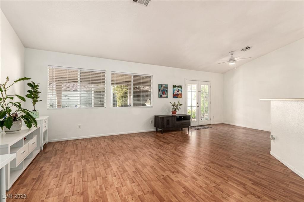 MLS #2744570 image #0