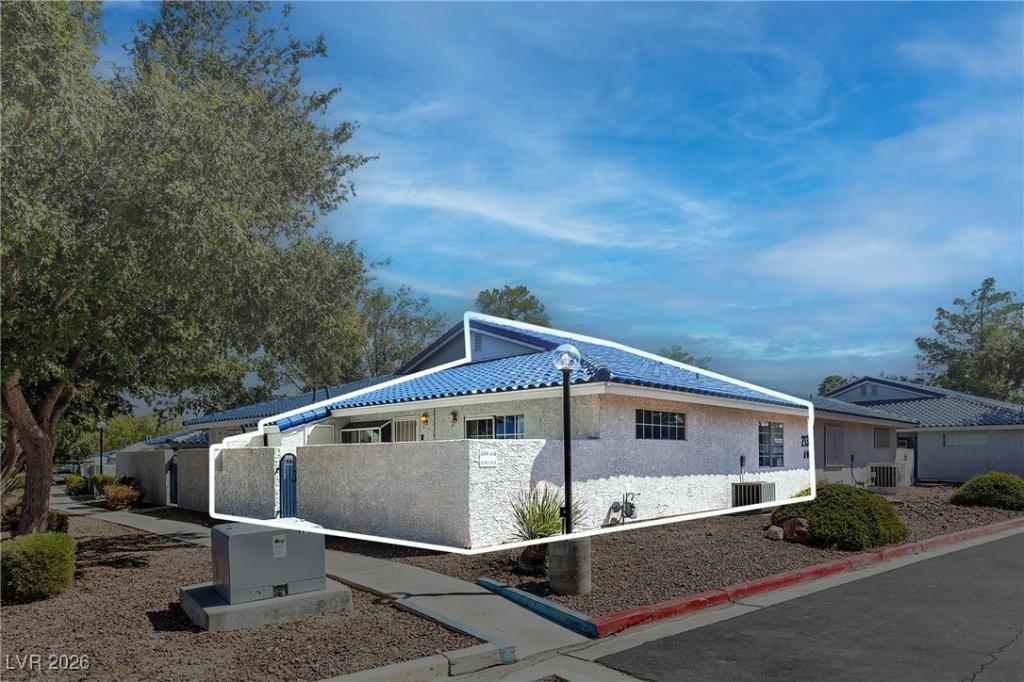 MLS #2744695 image #0