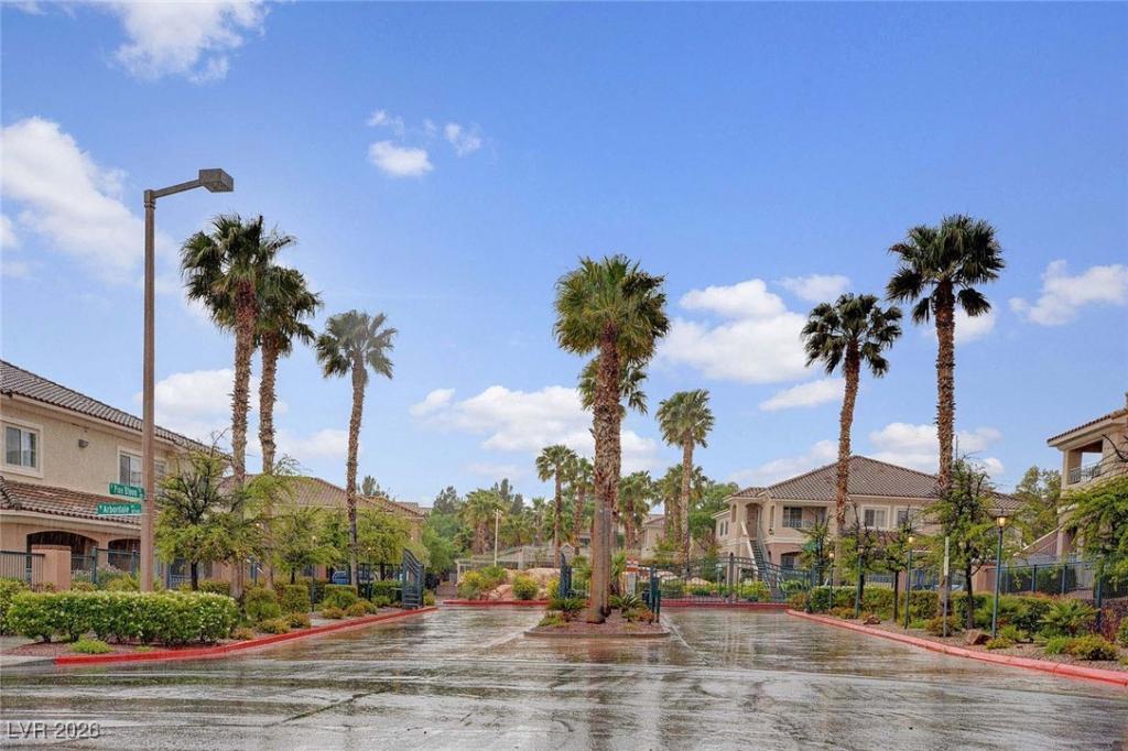 MLS #2744977 image #0