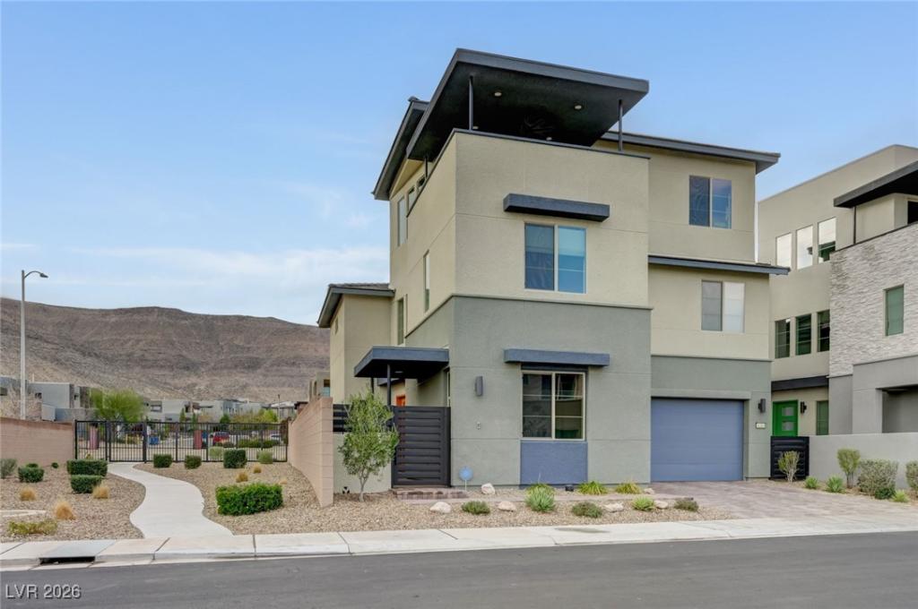 MLS #2745084 image #0