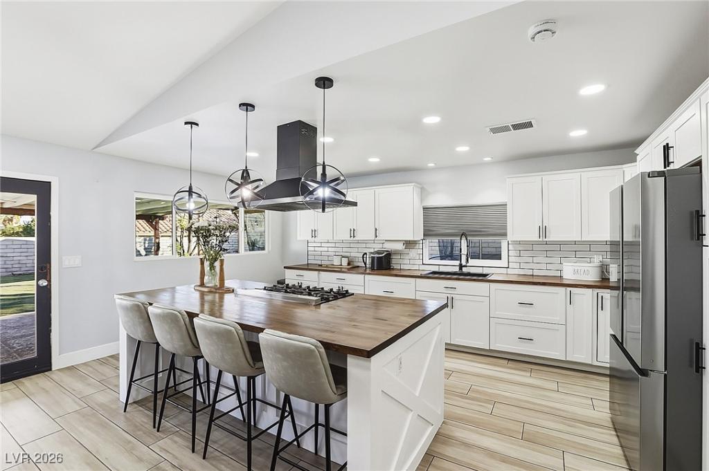 MLS #2745294 image #0