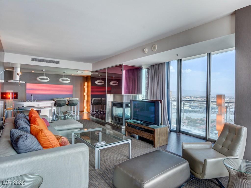 MLS #2745639 image #0