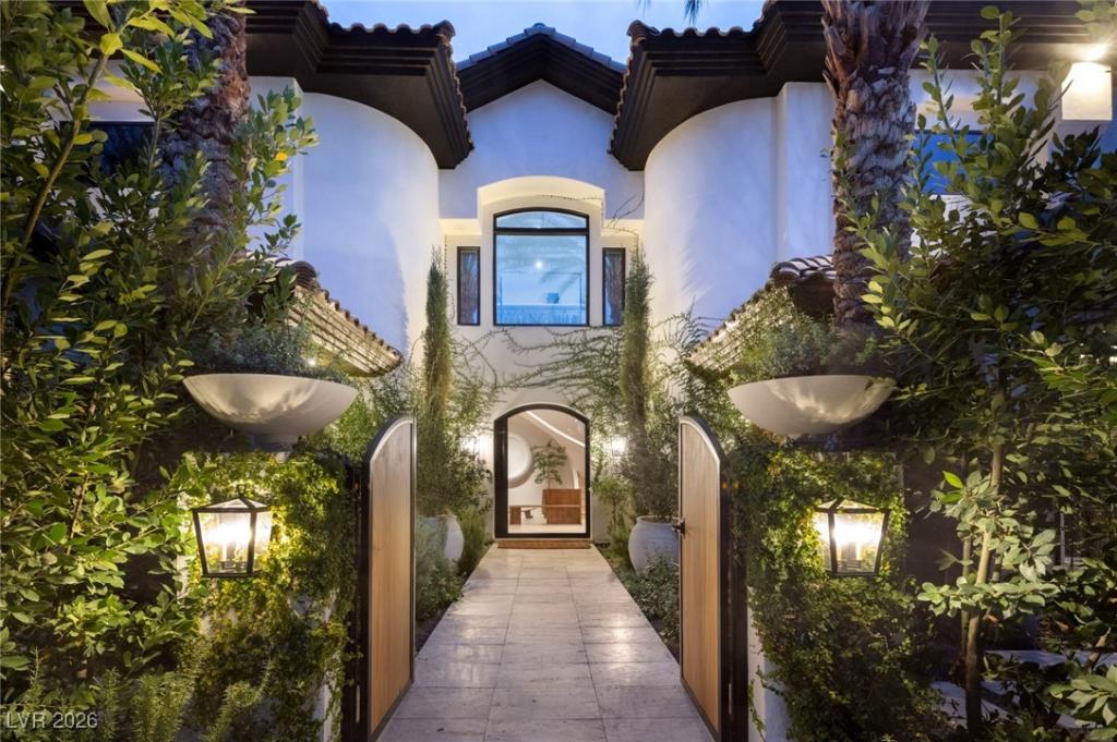 MLS #2745860 image #0