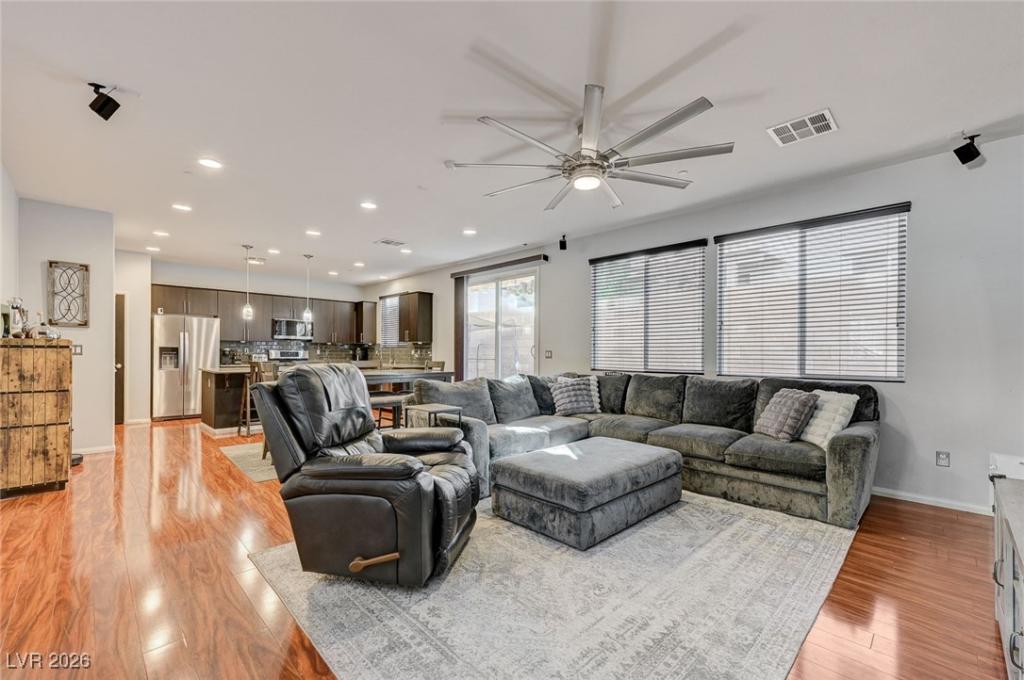 MLS #2746218 image #0