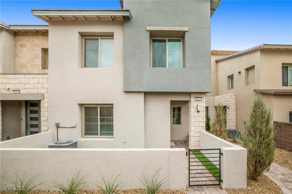 MLS #2746457 image #0